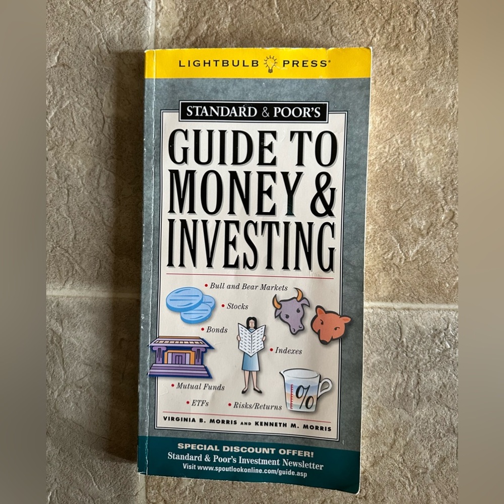 STANDARD & POOR'S Guide To Money & Investing paperback book